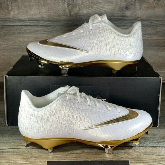 travis scott baseball cleats